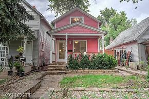 Perfect Cottage Downtown Great Patio!