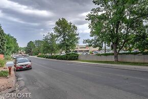 2BR Comfy Condo & Cute Patio Broadmoor Area