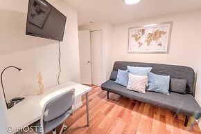 2BR Comfy Condo & Cute Patio Broadmoor Area