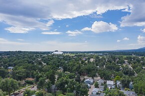 The Olympic Guest House 2 Bdrm Modern Perfection