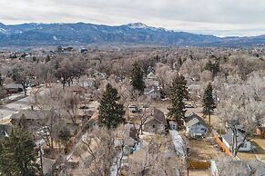 The Olympic Guest House 2 Bdrm Modern Perfection