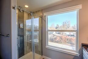 2BR Modern & Chic Comfy Home in Old Colorado