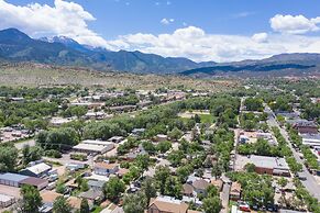 2BR Modern & Chic Comfy Home in Old Colorado
