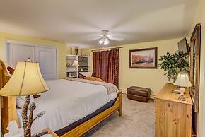 Garden-level Perfect Hot tub Fire Pit & More!