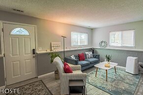 2BR Garden-level Great Outdoors Dog Friendly