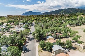 2BR Garden-level Great Outdoors Dog Friendly