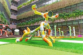 Fame Hall Garden Hotel