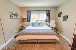 2BR Downtown Adventure Pikes Peak Views AC!