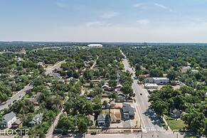 2BR Downtown Adventure Pikes Peak Views AC!