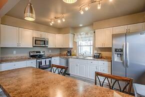 3bdrm Value and Comfortcheyenne Mountain Suburbs!