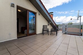 Victus Apartamenty - Cadena 1