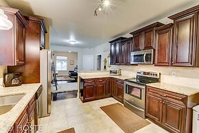 2BR Old Colorado City Retreat With Mtn View