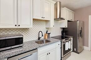 2BR Olympic Center Downtown