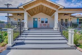 5BR Mnt Viewsdowntown Luxuryfirepit & RV Parking