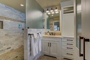 5BR Mnt Viewsdowntown Luxuryfirepit & RV Parking