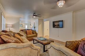 5BR Mnt Viewsdowntown Luxuryfirepit & RV Parking