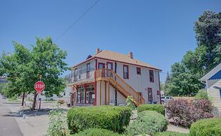 The Coffee Loft Above a Cafe Walk to Dwntn