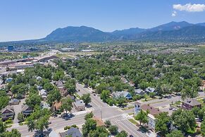 The Coffee Loft Above a Cafe Walk to Dwntn