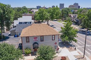 The Coffee Loft Above a Cafe Walk to Dwntn