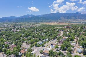 The Coffee Loft Above a Cafe Walk to Dwntn