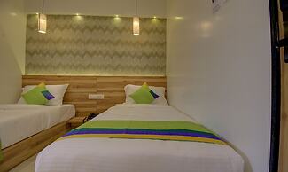 Hotel Amisha International