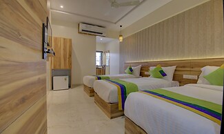 Hotel Amisha International