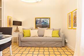 Centric Apartment Gaudi