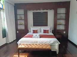 Cheva Gallery Boutique Hotel