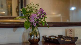 Cheva Gallery Boutique Hotel
