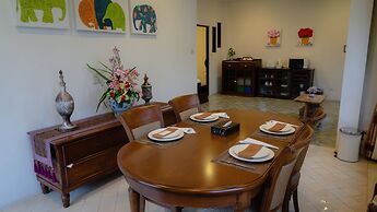Cheva Gallery Boutique Hotel