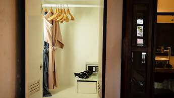 Cheva Gallery Boutique Hotel