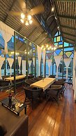 Cheva Gallery Boutique Hotel