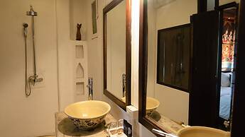 Cheva Gallery Boutique Hotel