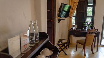 Cheva Gallery Boutique Hotel