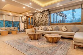 Stone Hedge Hotel - Hunder