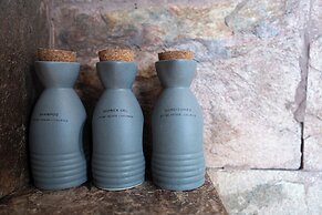 Stone Hedge Hotel - Hunder