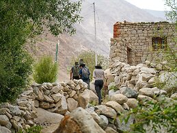 Stone Hedge Hotel - Hunder