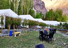 TIH Desert Oasis Camp - Hunder