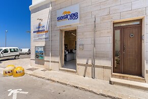 1131 Bilo Isola dei Conigli by Barbarhouse