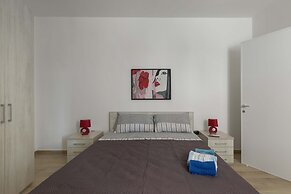 1659 Dodger House by Barbarhouse