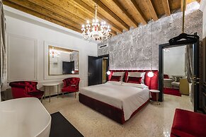 San Maurizio Luxury Suites