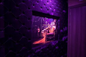 Madison Hotel & Suites - Adults Only