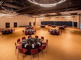 Novotel Convention And Spa