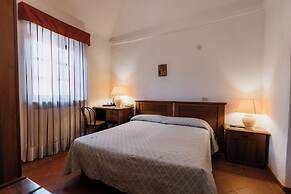 Casa Regina Montis Regalis