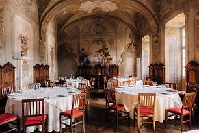 Casa Regina Montis Regalis