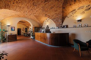 Casa Regina Montis Regalis