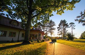 Saka Cliff Hotel & SPA