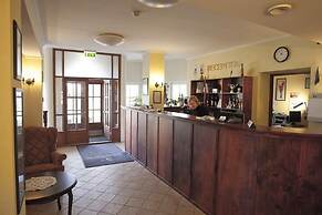 Saka Cliff Hotel & SPA