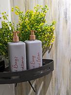 Pod Beag Beside the Sea, Isle of Eriskay