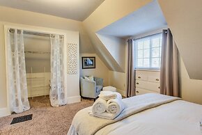 1893 Classic 4 Blocks From Great Dining & Shops